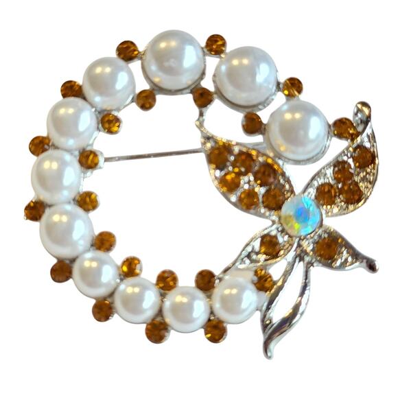 Brown Brooch Pin Faux Pearl Rhinestone Butterfly Silver Tone Wreath Gift Box - Picture 7 of 10